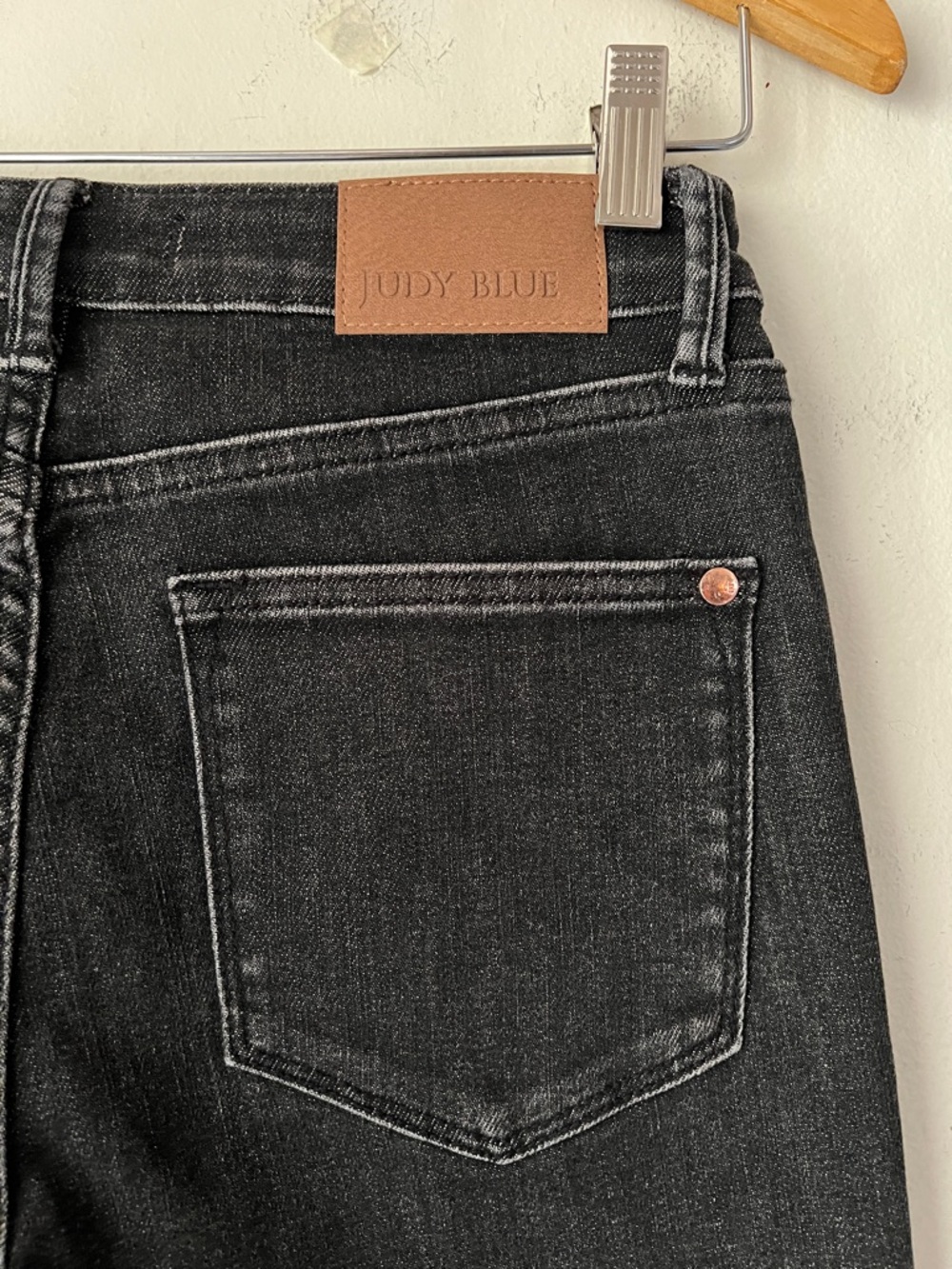 Judy Blue Black High Rise Straight Leg Jeans Sz 5/27 - Picture 5 of 12